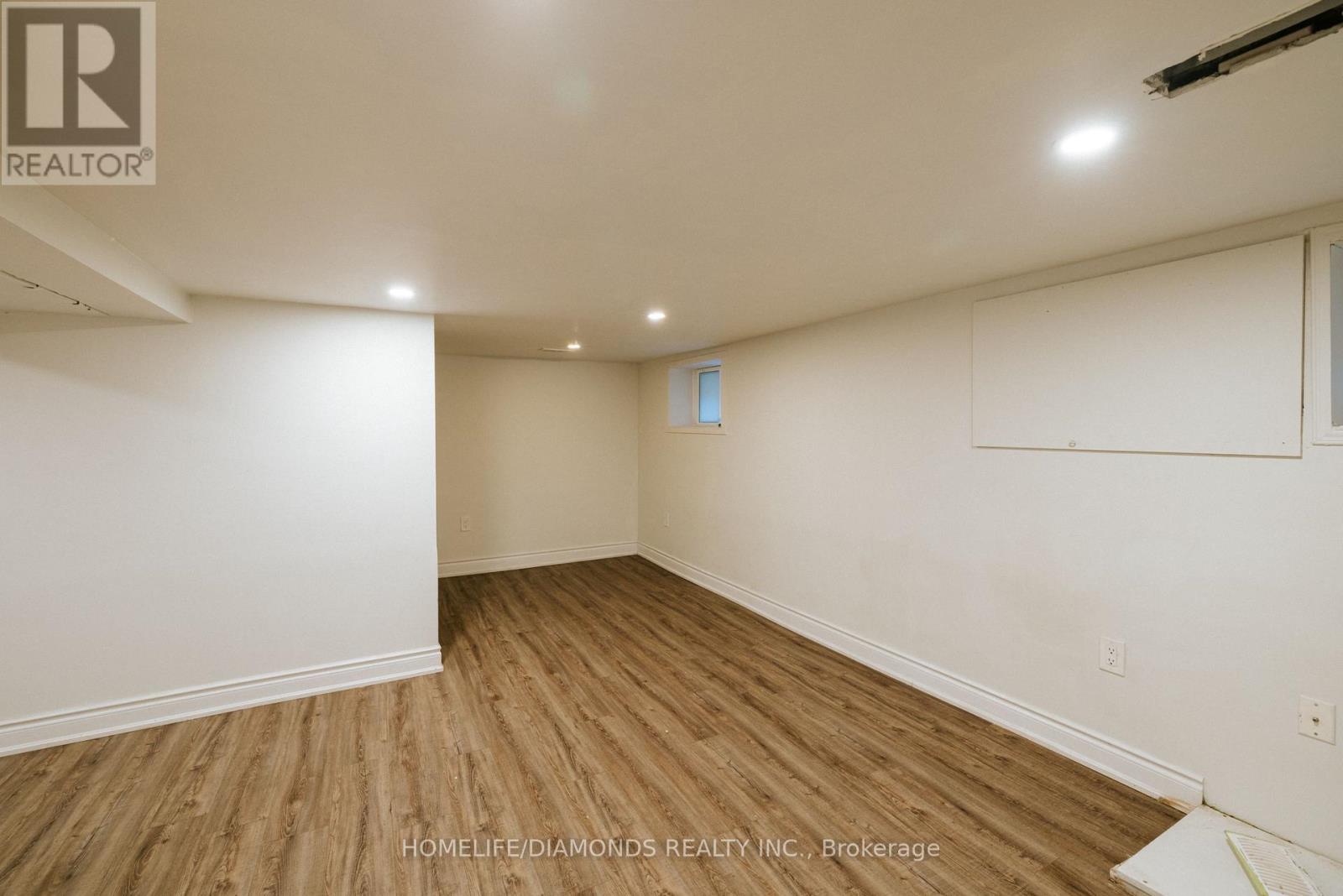 Photo 31 of 774 Garth Street, Hamilton ON