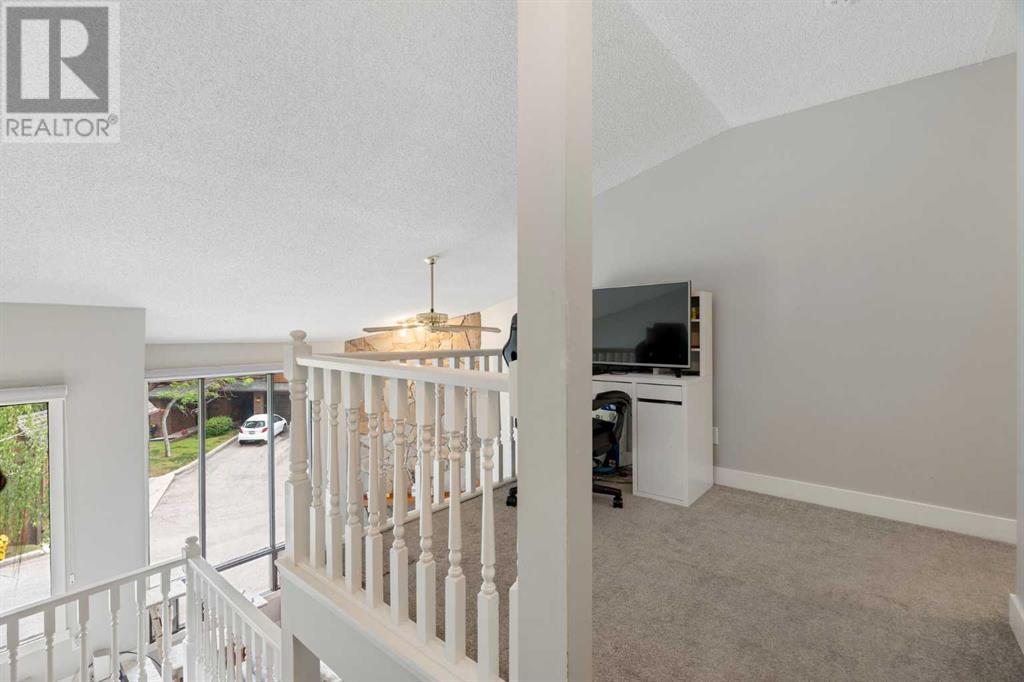 Single Family House for Sale in   Silver Springs Road NW Silver Springs Calgary 