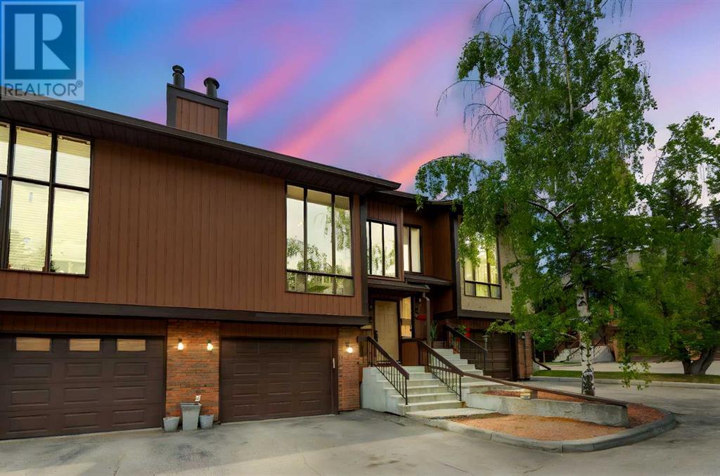 Single Family House for Sale in   Silver Springs Road NW Silver Springs Calgary 