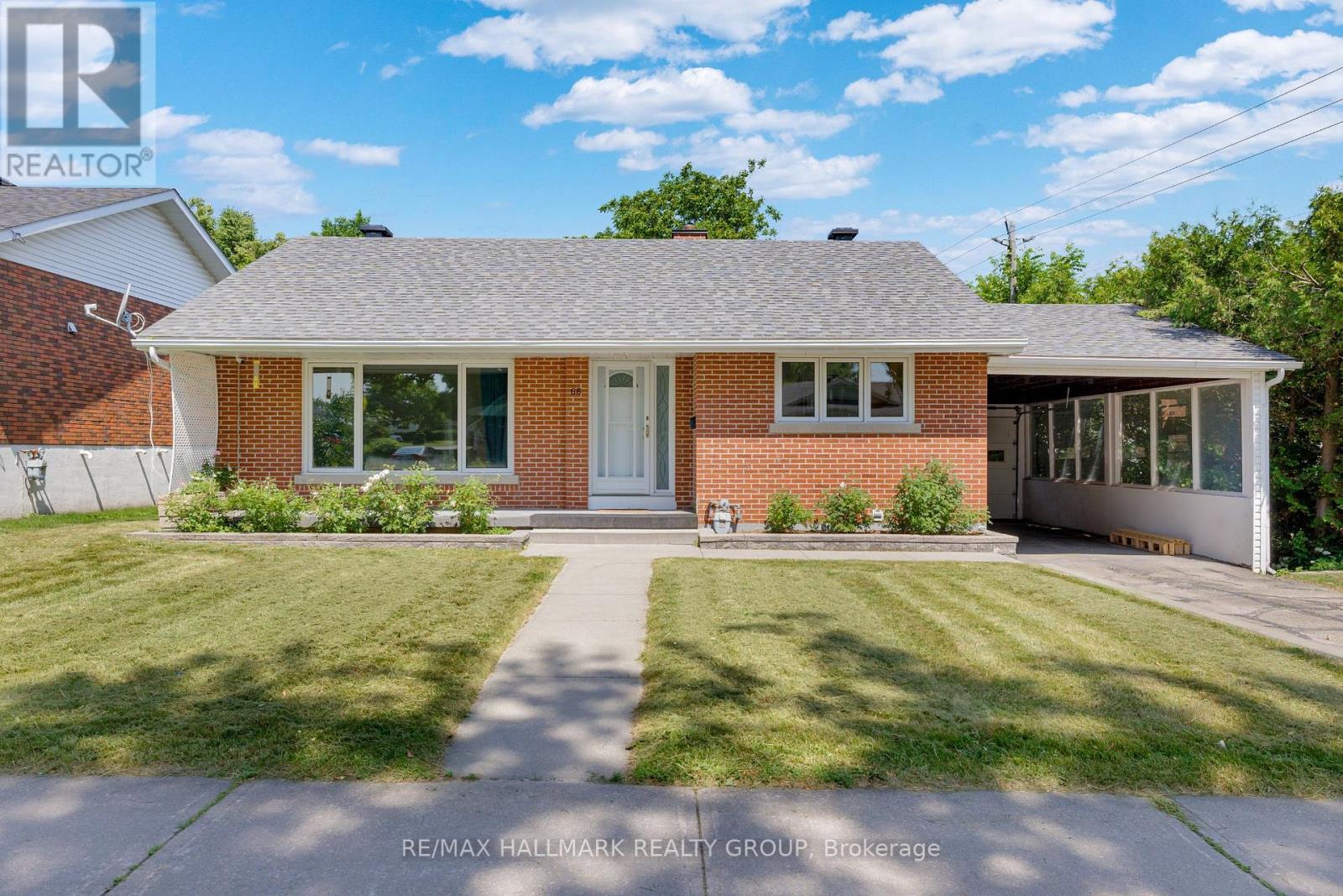 Photo 22 of 66 Broadview Avenue E, Smiths Falls ON