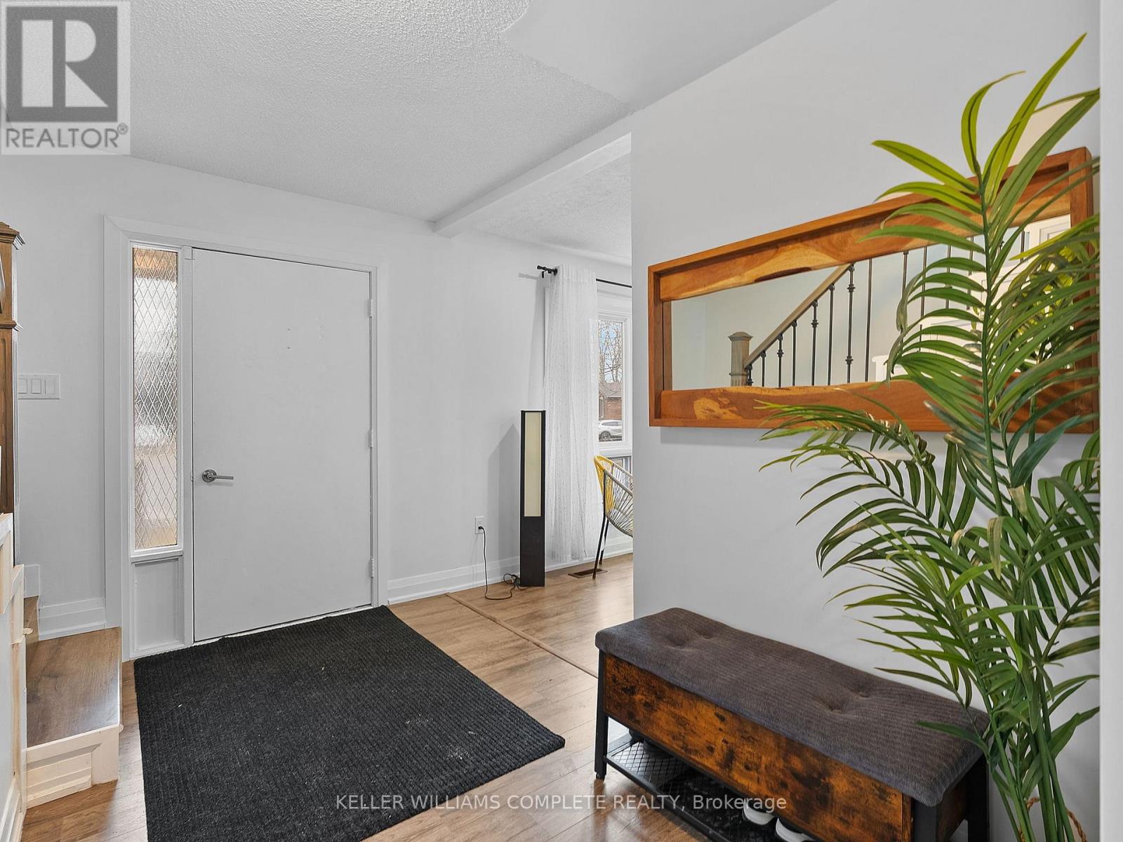 Photo 10 of 102 Dundee Drive, Haldimand ON