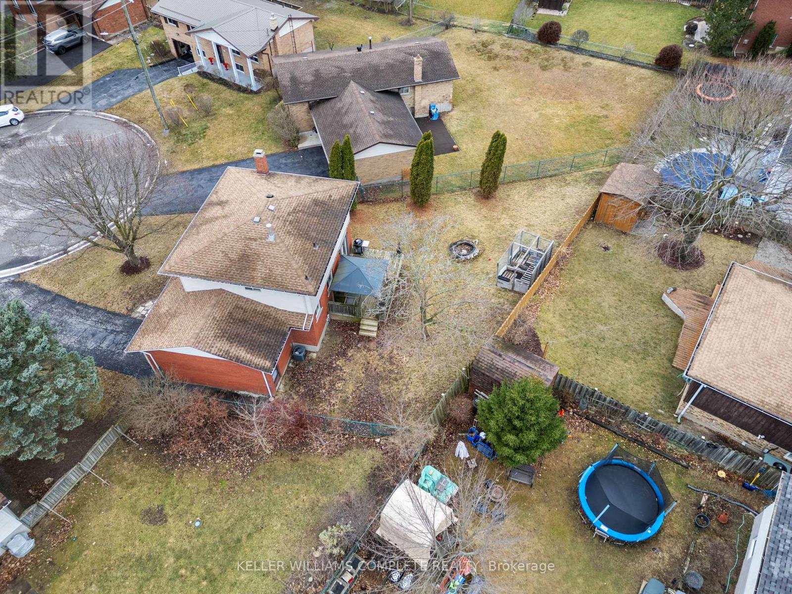 Photo 42 of 102 Dundee Drive, Haldimand ON