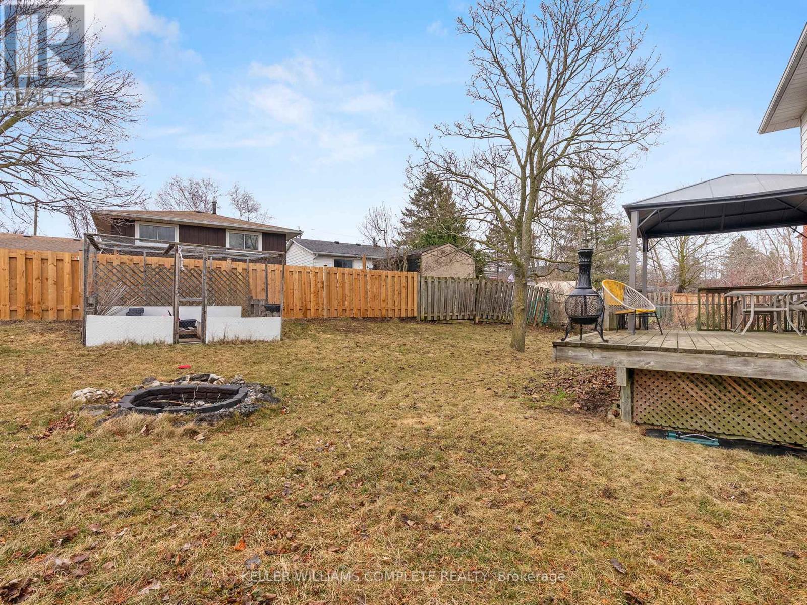 Photo 9 of 102 Dundee Drive, Haldimand ON