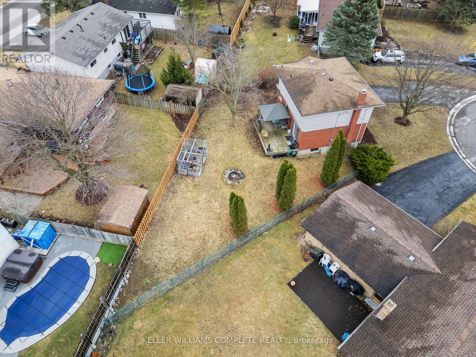 Photo 23 of 102 Dundee Drive, Haldimand ON
