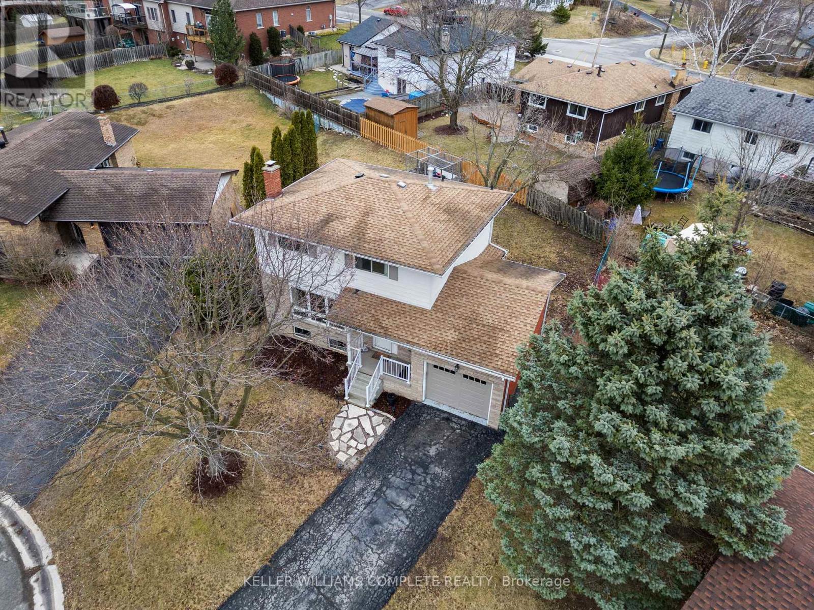 Photo 44 of 102 Dundee Drive, Haldimand ON