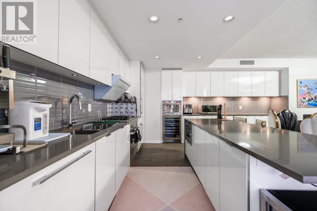 1802 3333 BROWN ROAD, Richmond