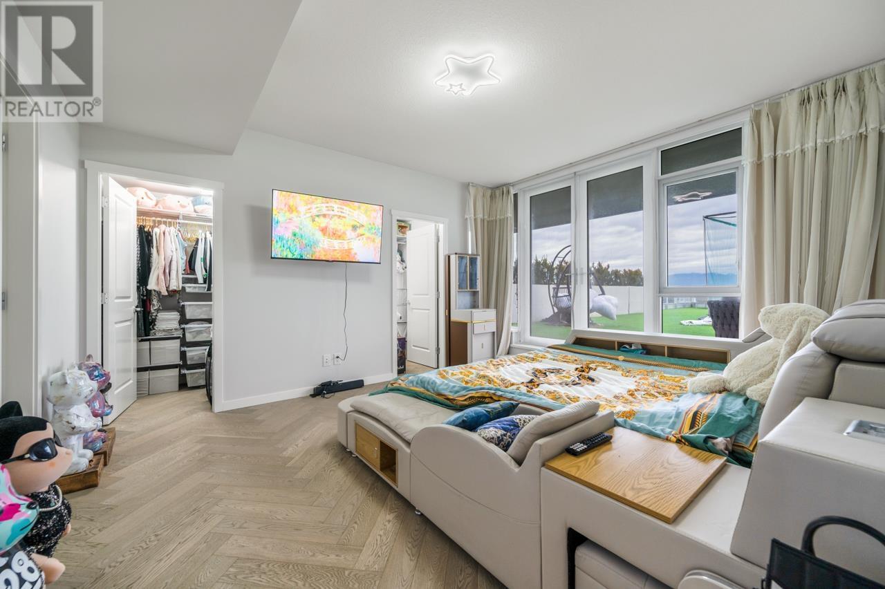 1802 3333 BROWN ROAD, Richmond