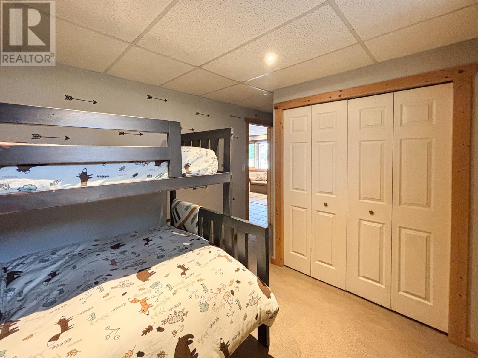 4761 CRESCENTWOOD Drive, Edgewater