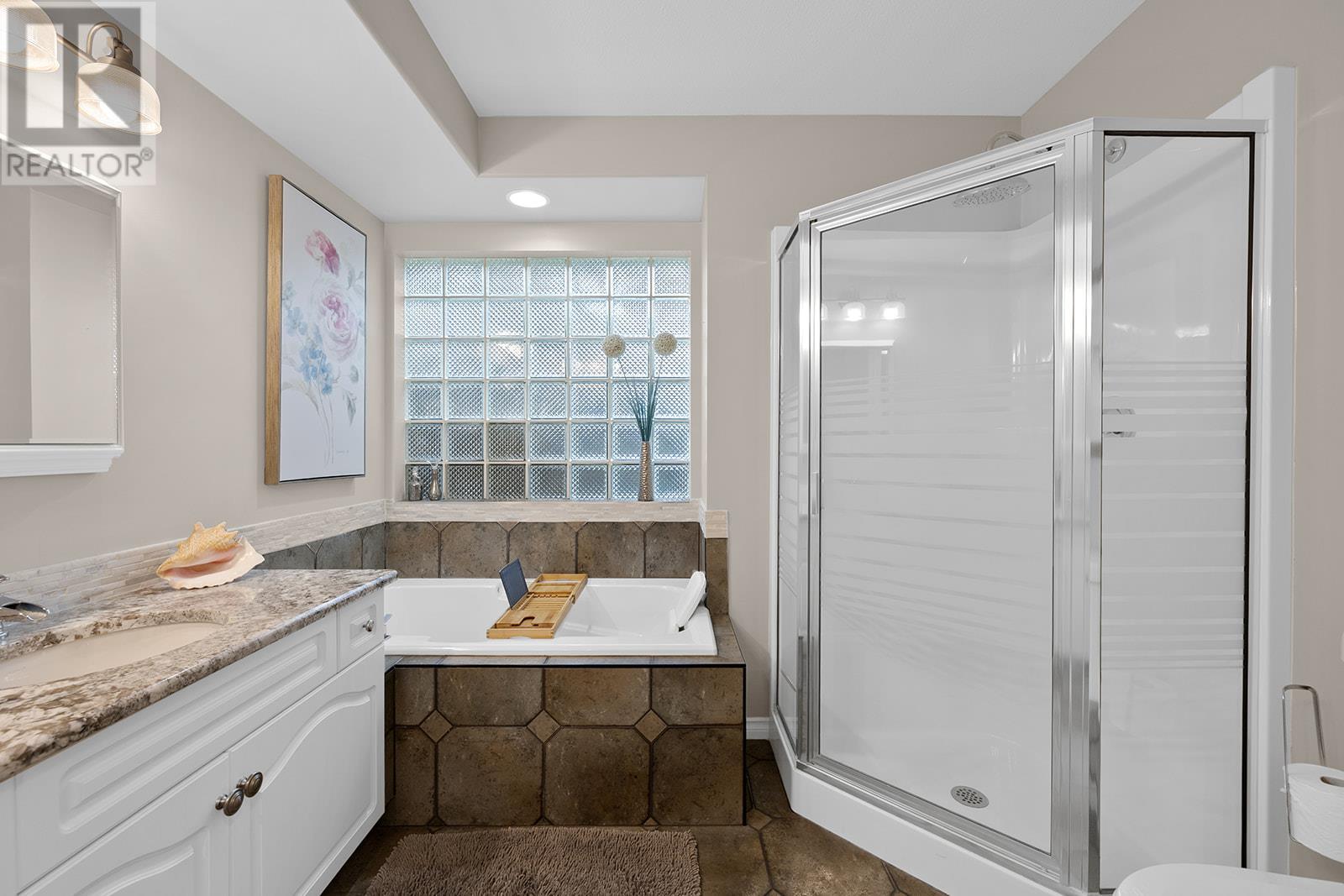 Photo 15 of 4182 Gallaghers Grove, Kelowna BC