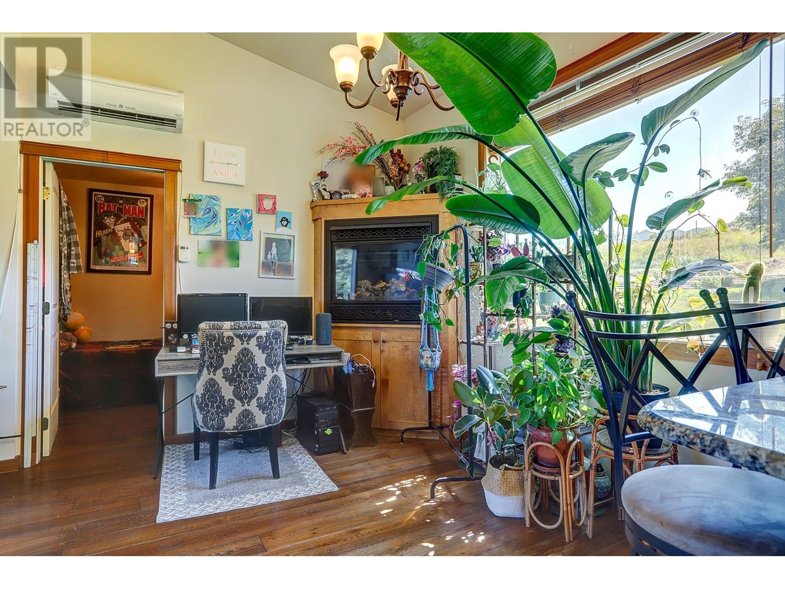 6226 Okanagan Avenue, Vernon