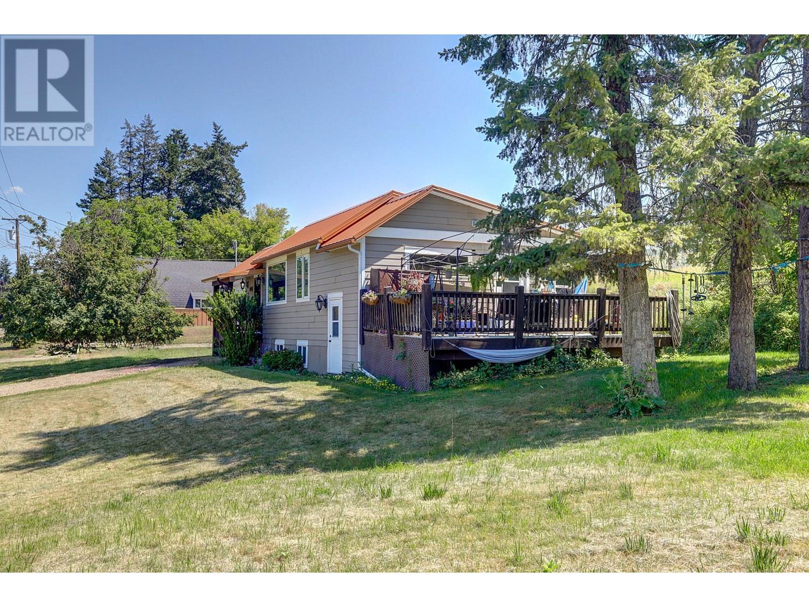 6226 Okanagan Avenue, Vernon