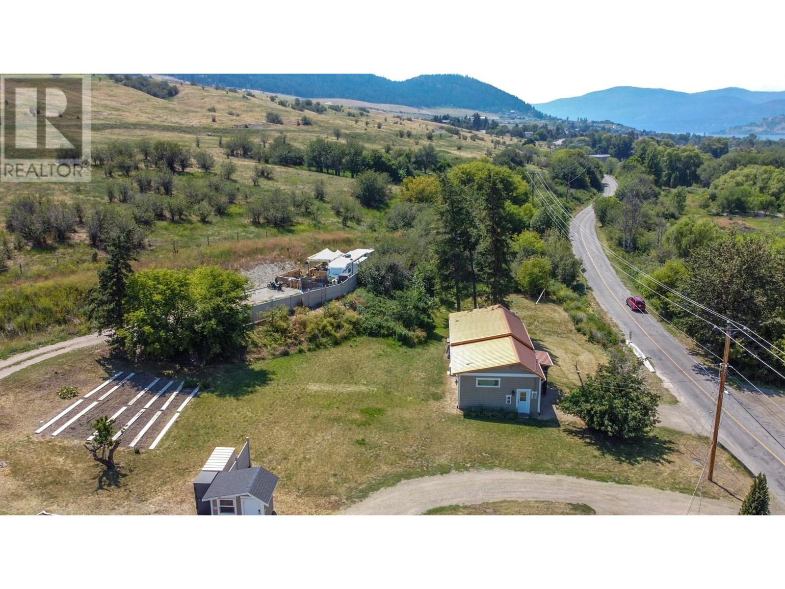 6226 Okanagan Avenue, Vernon