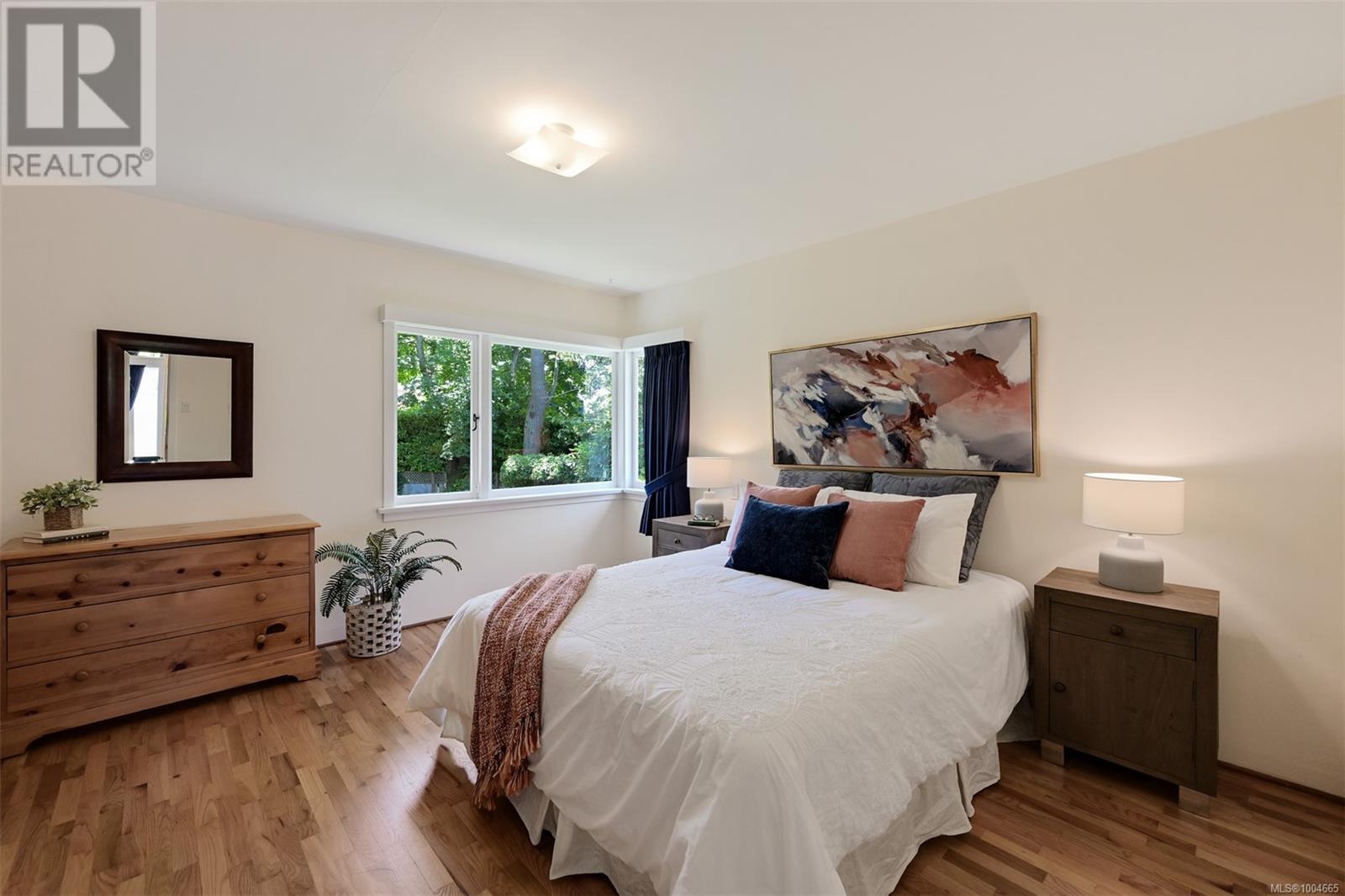 Single Family House for Sale in  Pentrelew Pl Victoria 