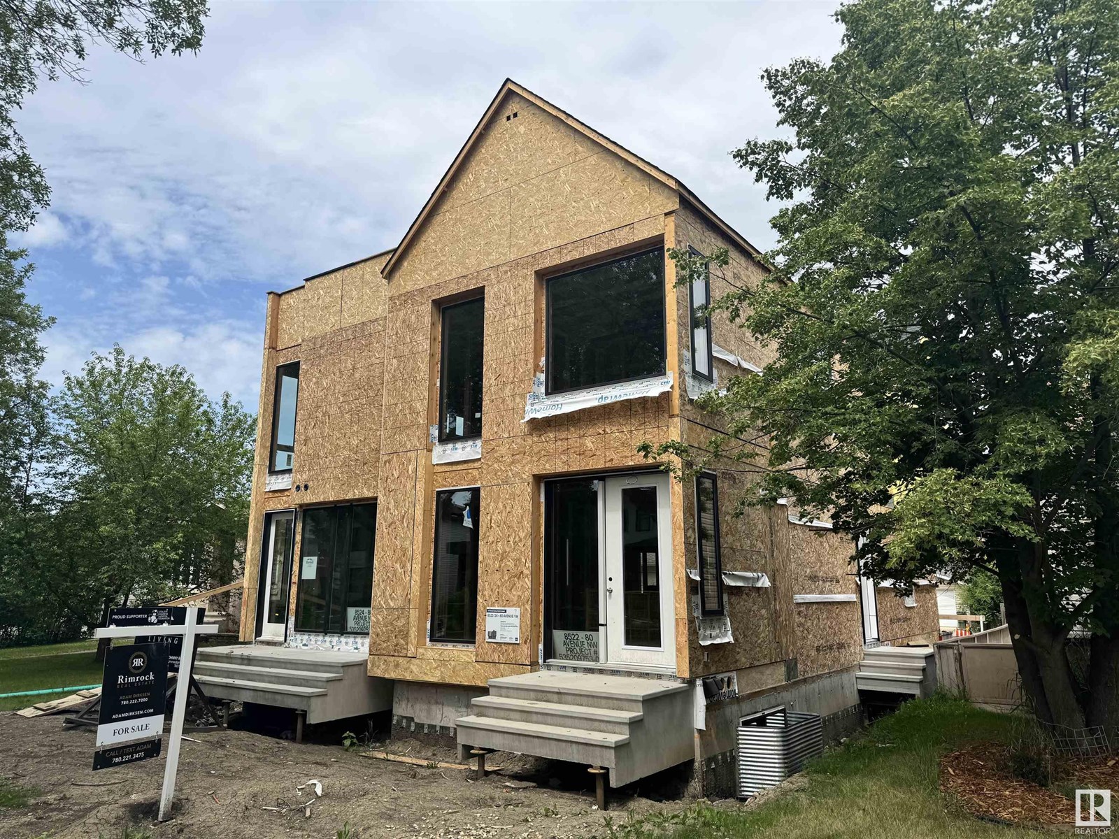 Photo 2 of 8522 80 Av Nw Nw, Edmonton AB