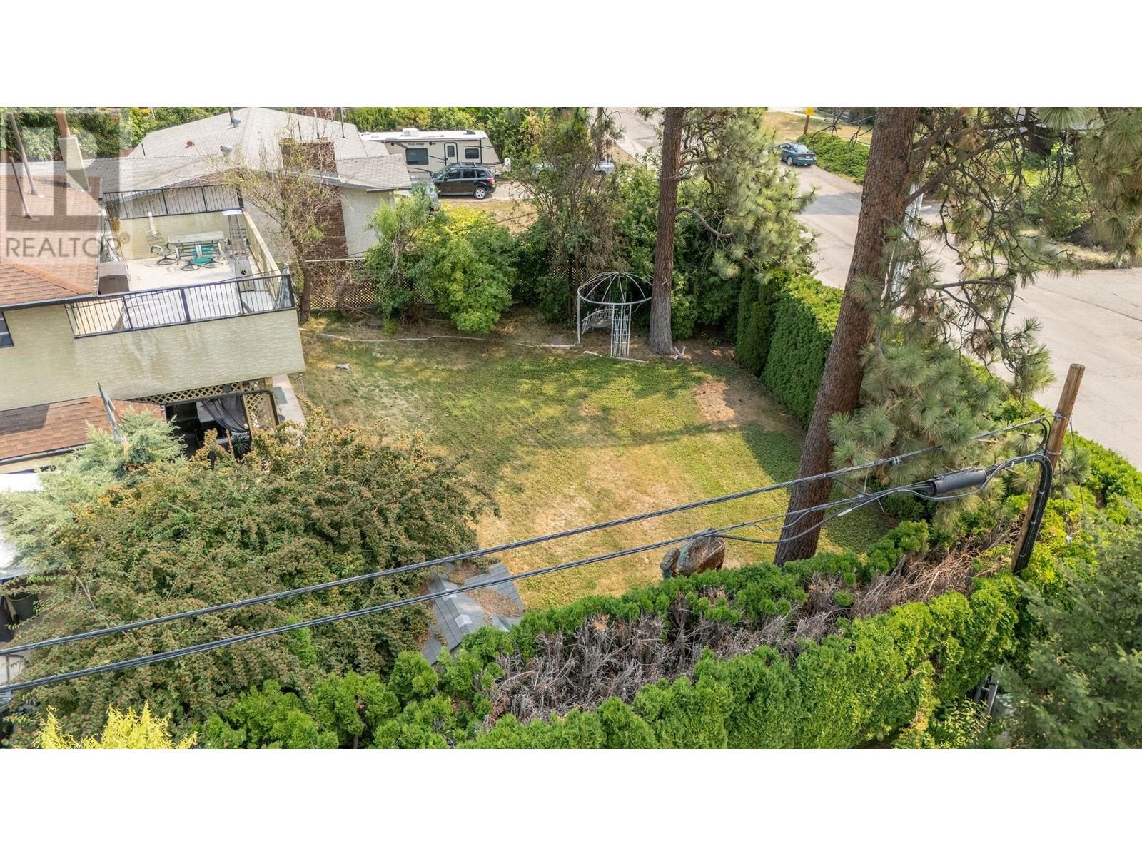  599 Clifton Road, Kelowna