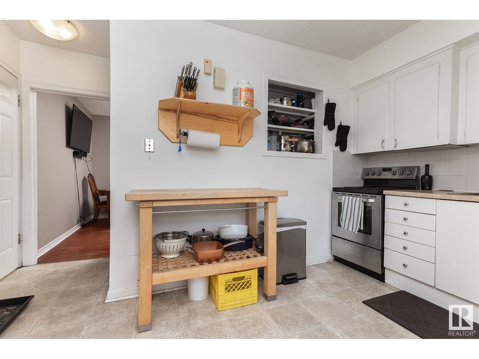 Photo 14 of 10971 72 Av Nw, Edmonton AB