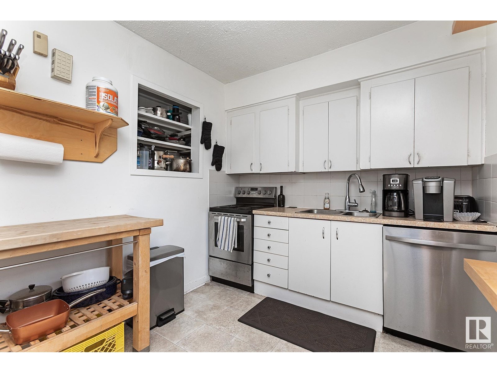 Photo 15 of 10971 72 Av Nw, Edmonton AB