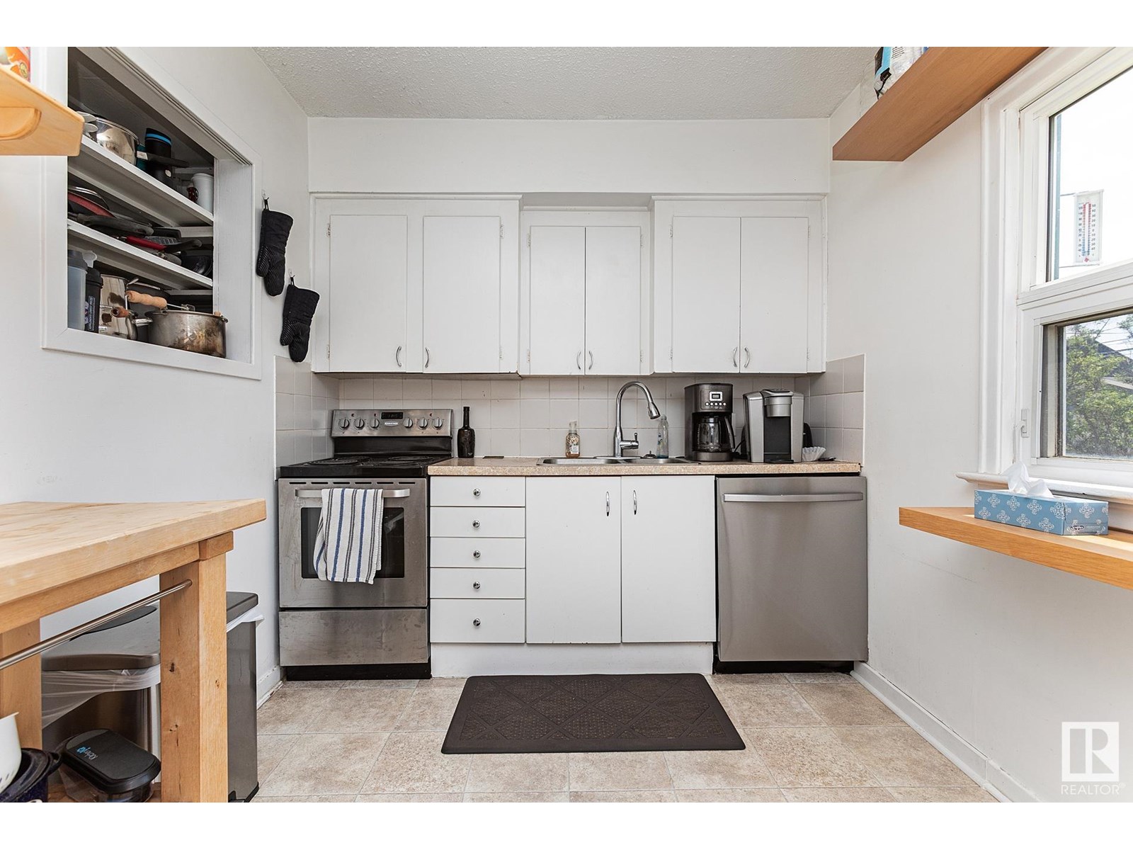 Photo 16 of 10971 72 Av Nw, Edmonton AB