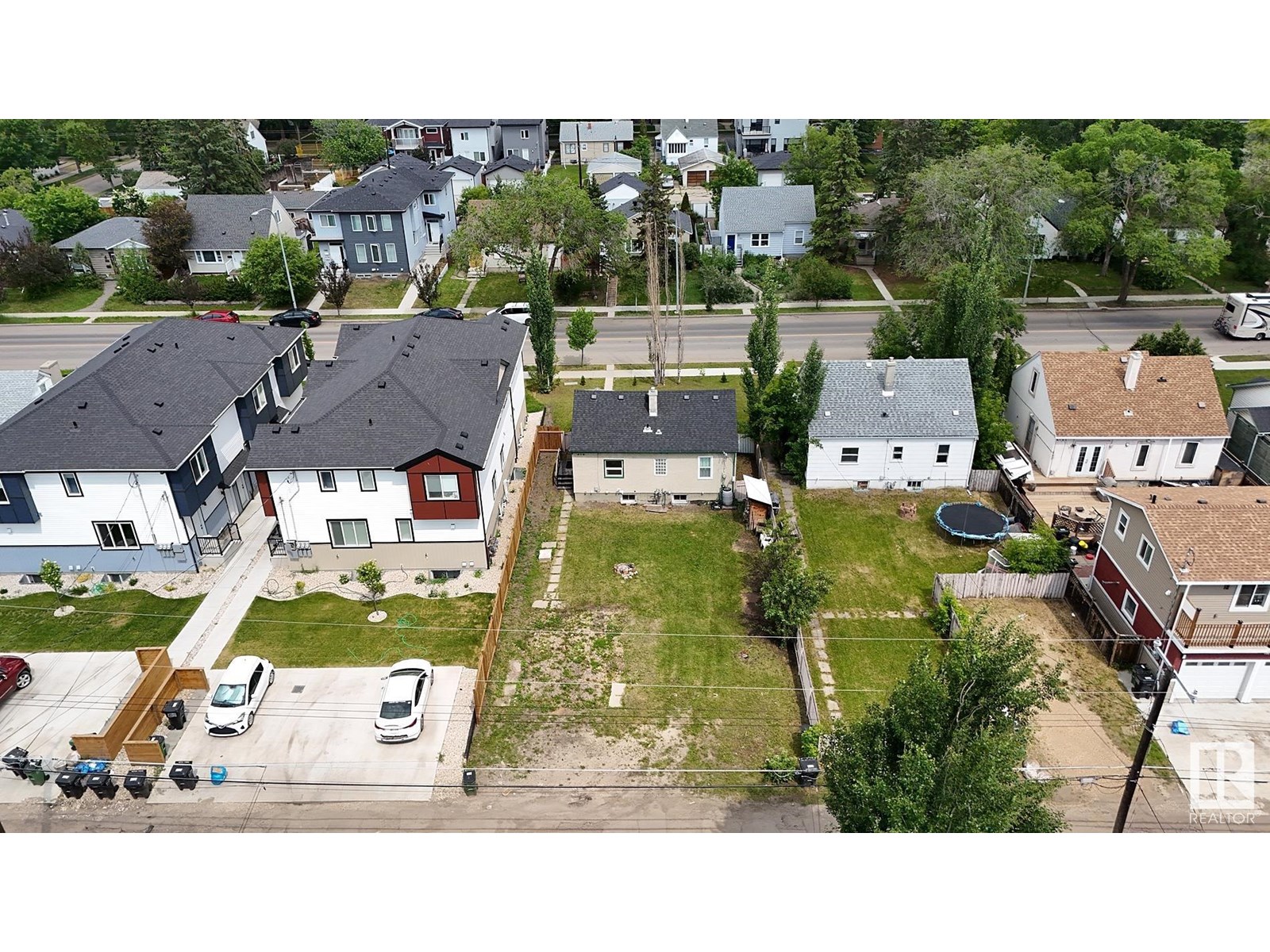 Photo 59 of 10971 72 Av Nw, Edmonton AB
