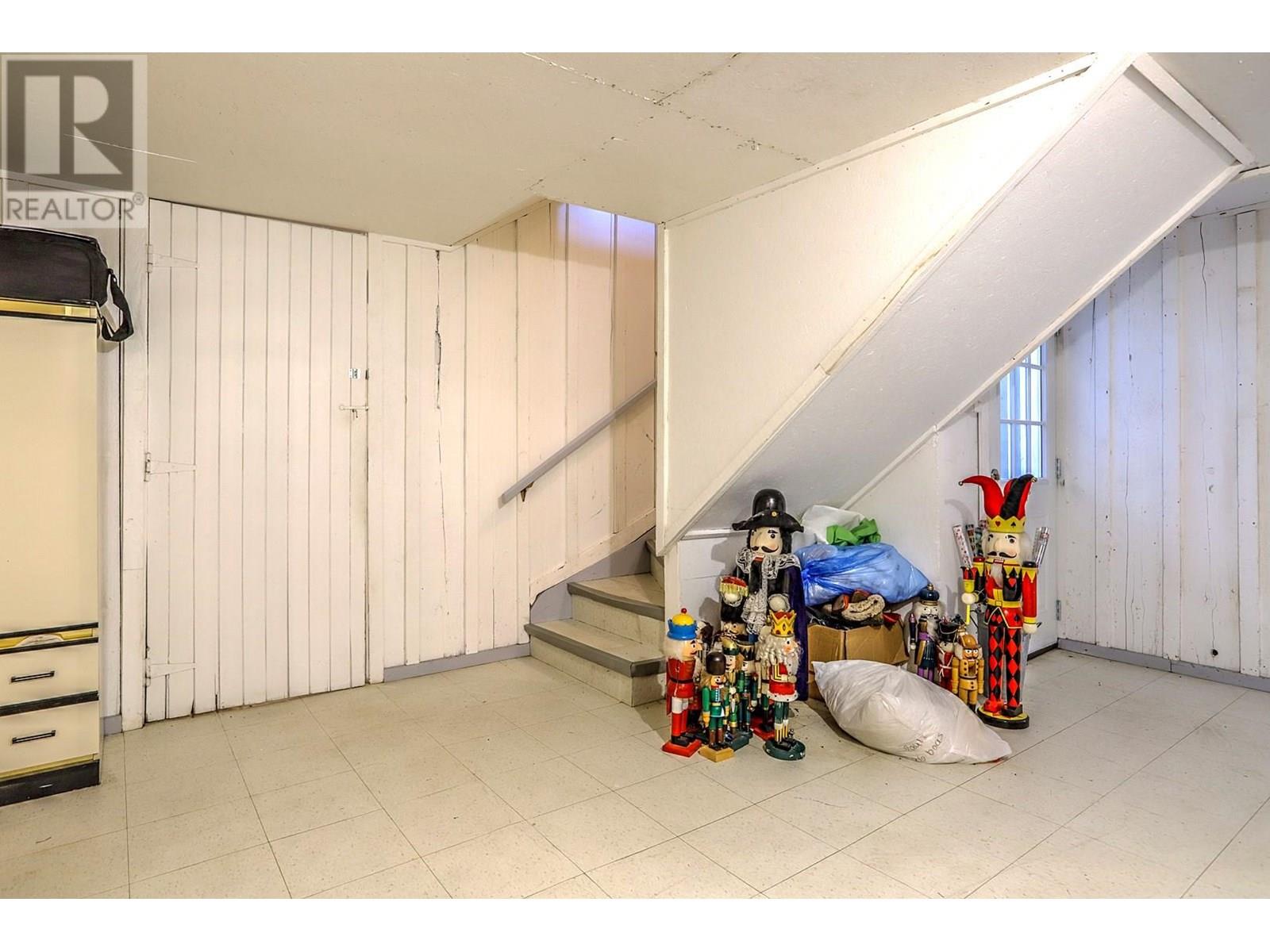  5482 Silver Star Road, Vernon