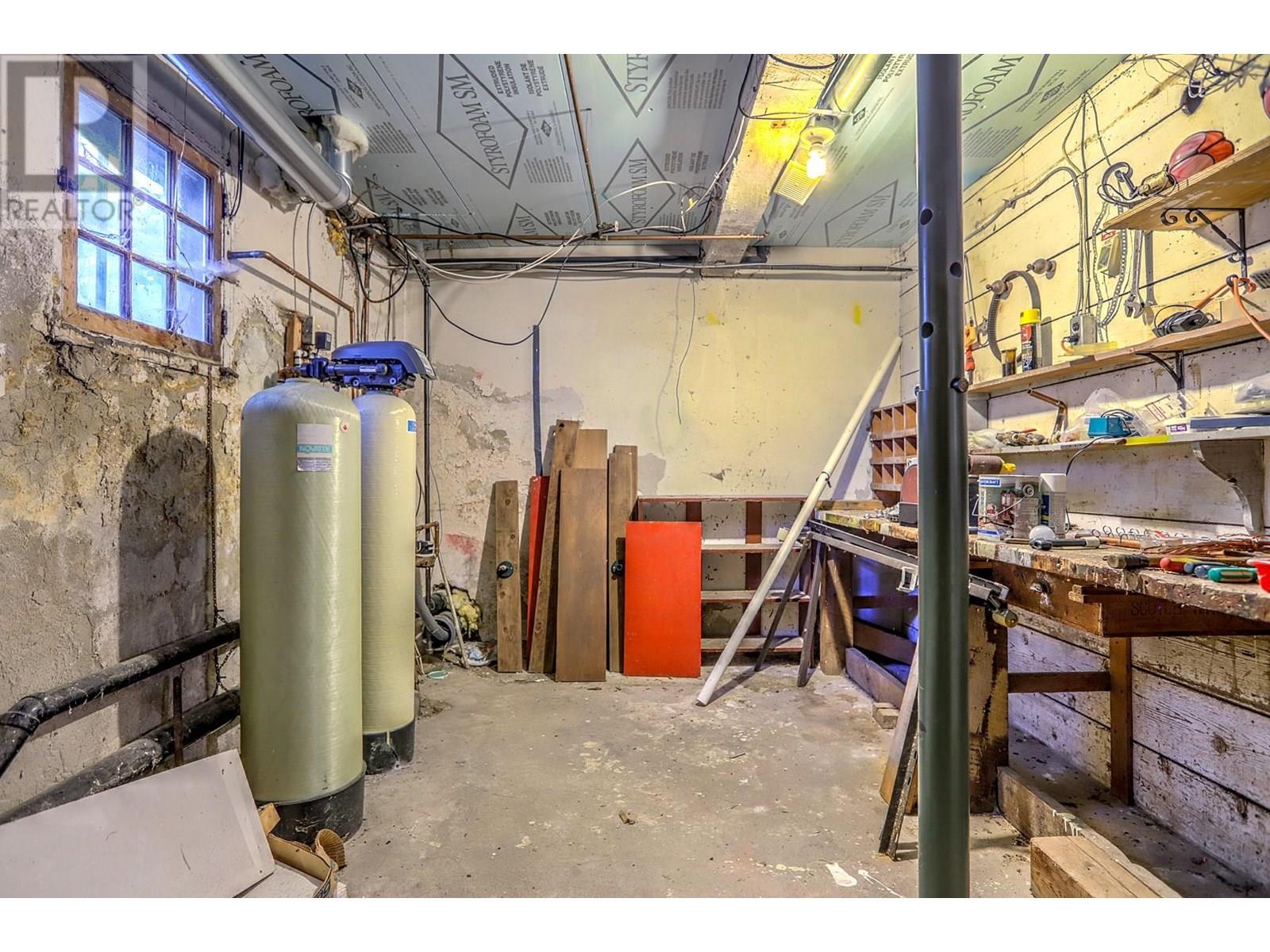  5482 Silver Star Road, Vernon