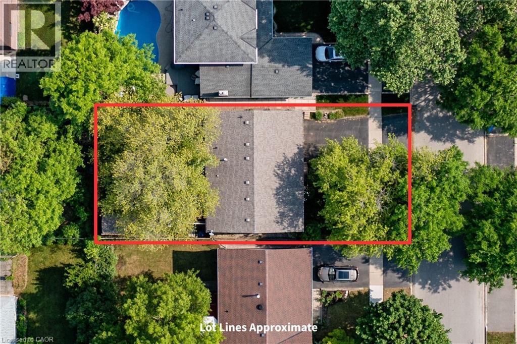 Photo 30 of 3120 Bentworth Drive, Burlington ON