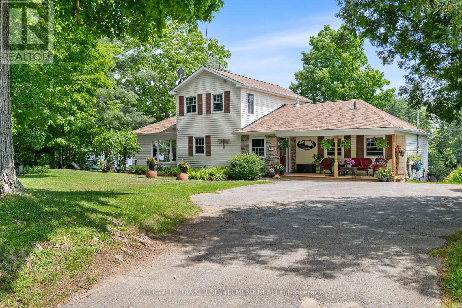 Photo 33 of 111 Loon Drive, Drummond North Elmsley ON