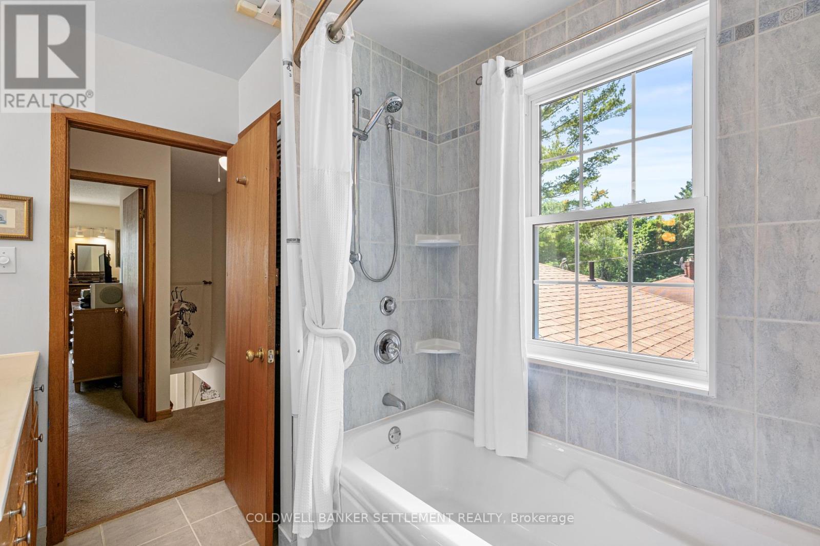 Photo 8 of 111 Loon Drive, Drummond North Elmsley ON