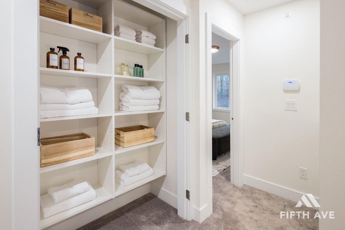 Photo 7 of 13 20680 76 B Avenue, Langley BC