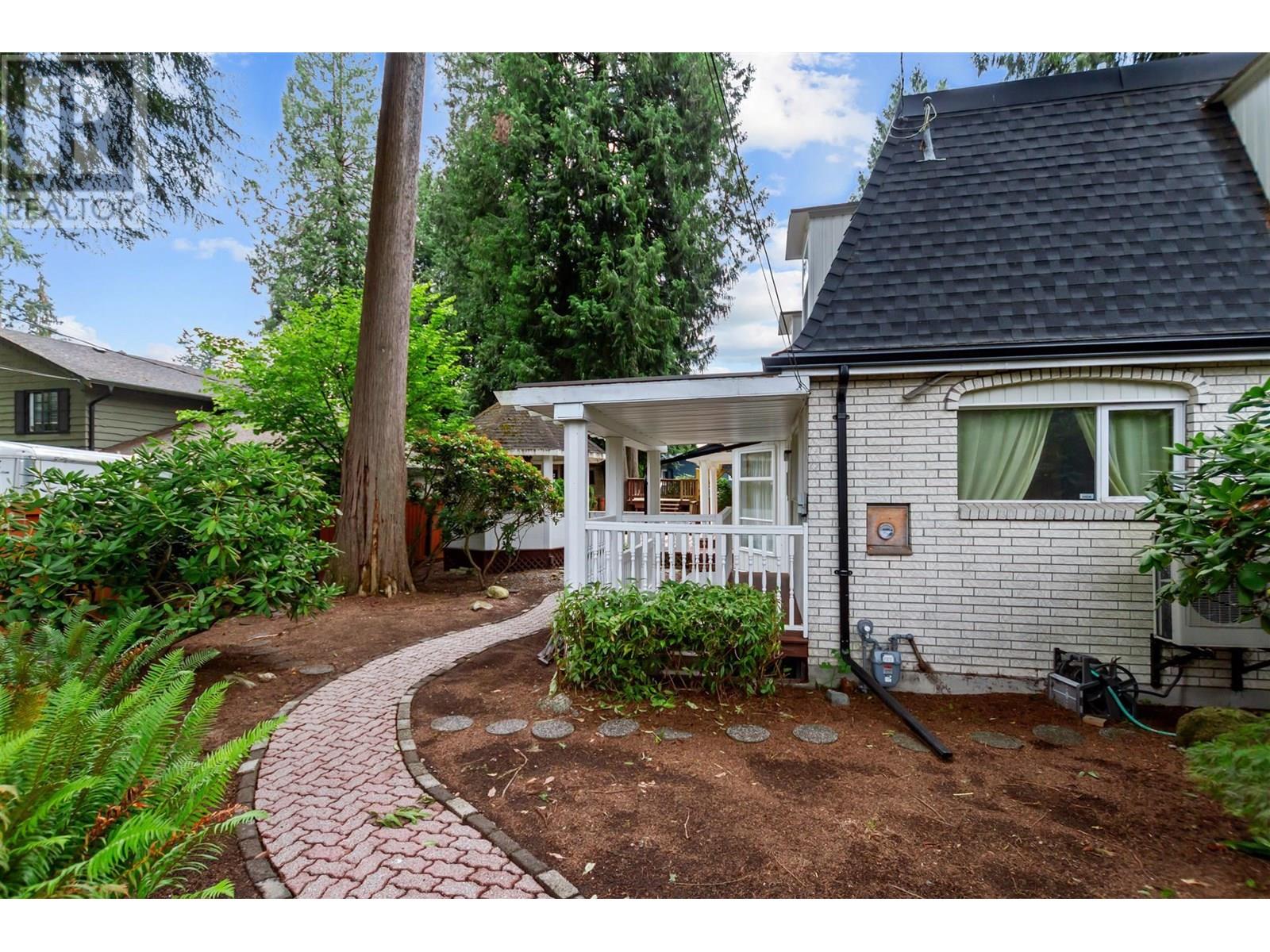 Photo 37 of 12409 214 Street, Maple Ridge BC