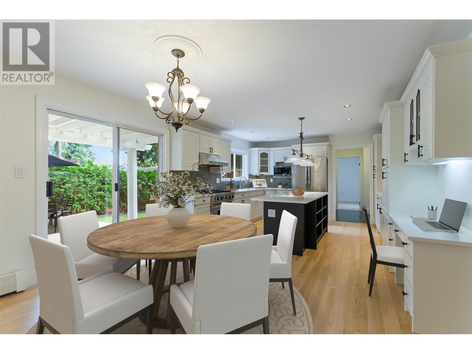 Photo 11 of 12409 214 Street, Maple Ridge BC