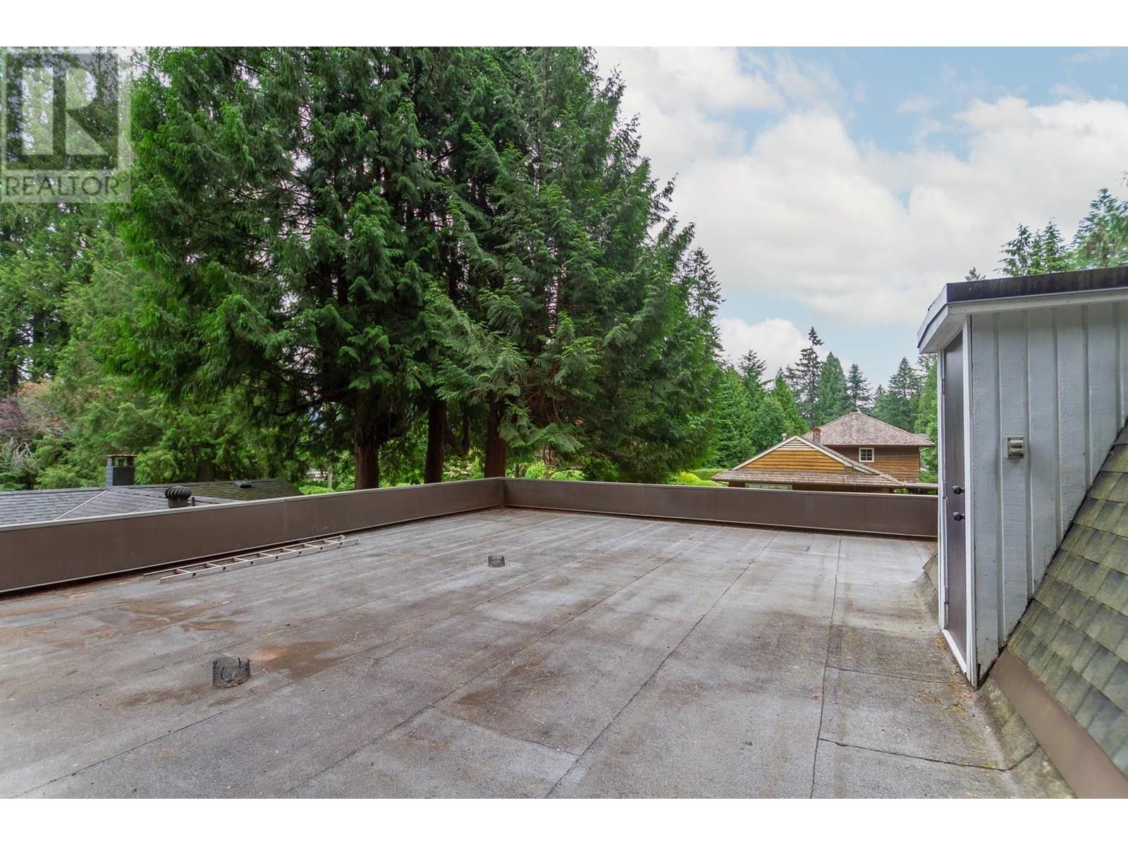 Photo 31 of 12409 214 Street, Maple Ridge BC