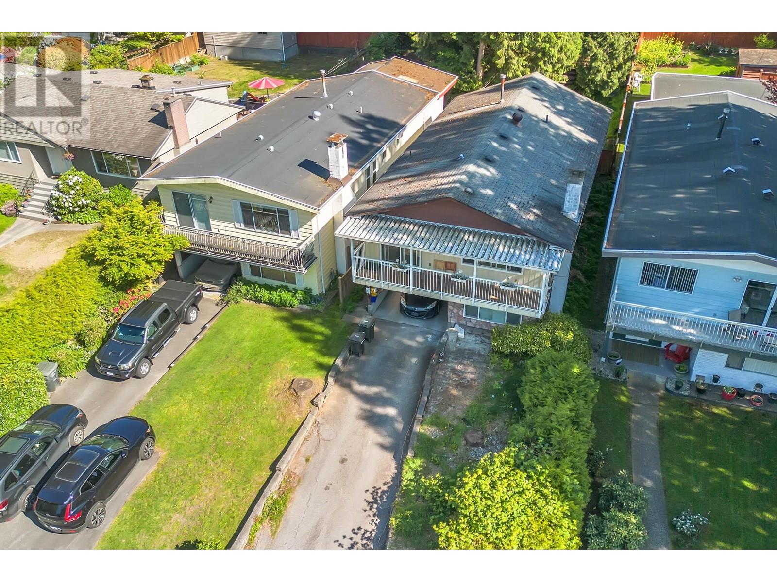 Photo 34 of 8224 Wedgewood Street, Burnaby BC