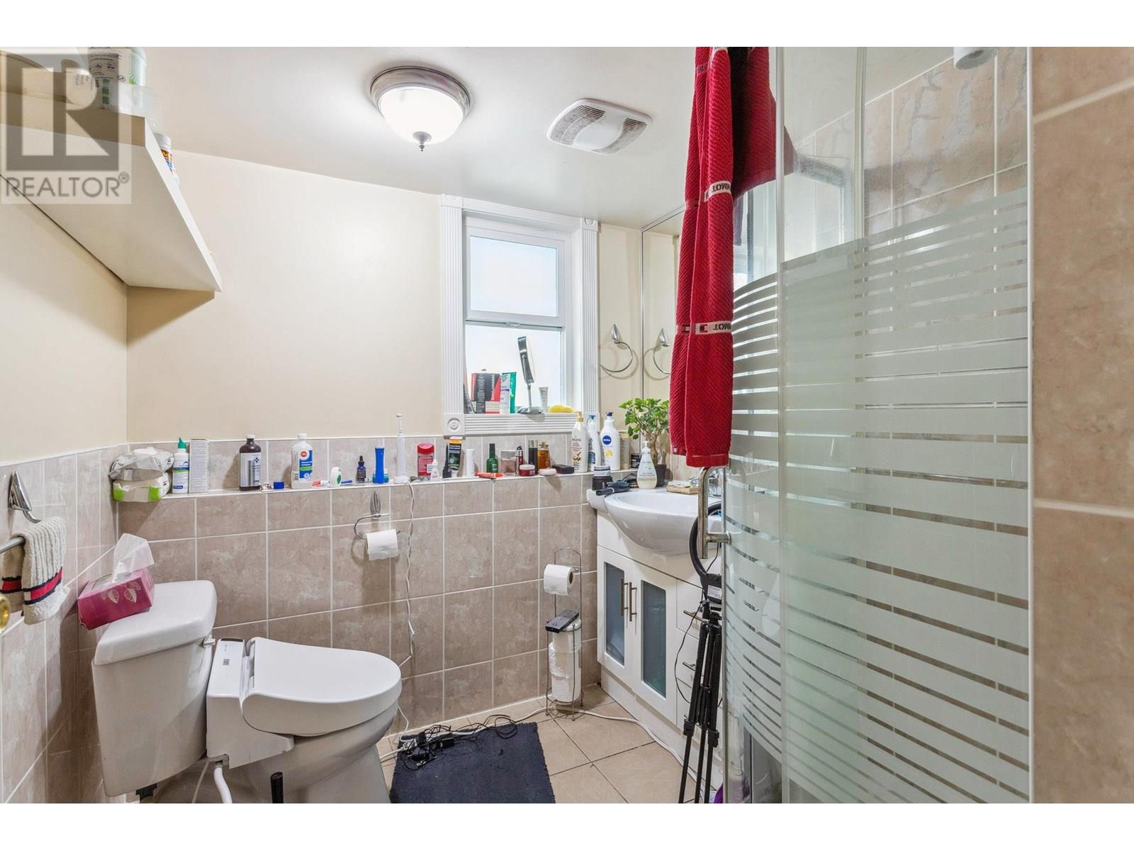 Photo 26 of 8224 Wedgewood Street, Burnaby BC