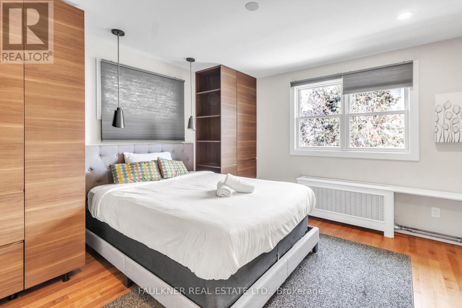 Photo 4 of 39 Newton Street, Ottawa ON