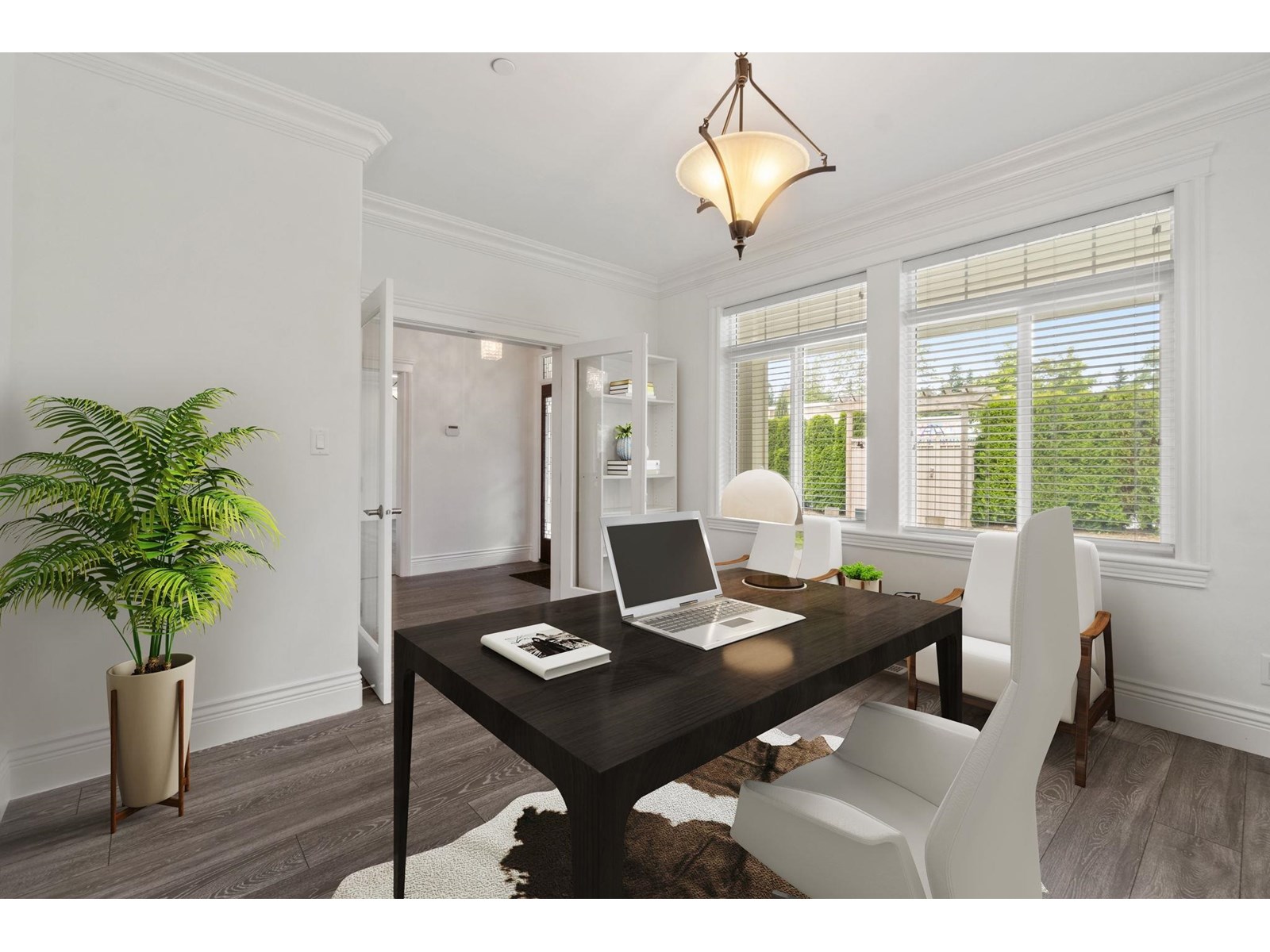 Photo 12 of 13668 North Bluff Road, White Rock BC