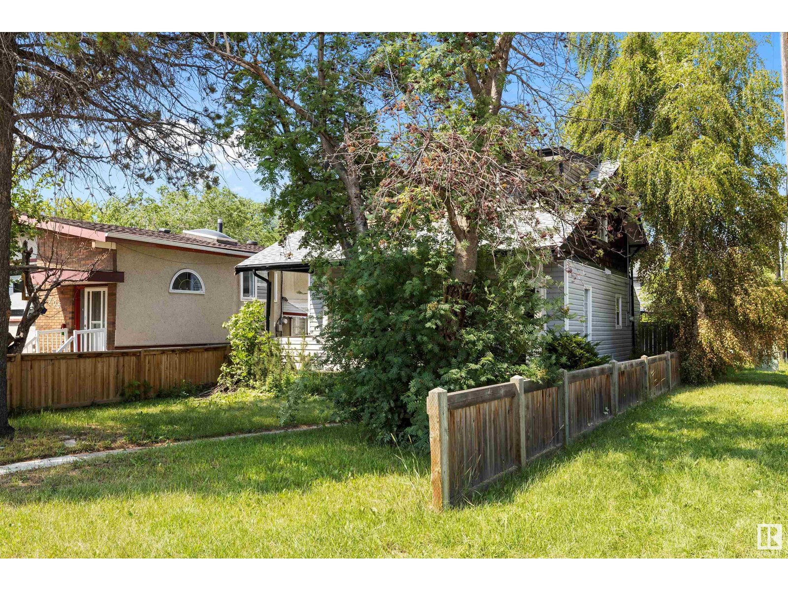 Photo 51 of 8702 92 A Av Nw, Edmonton AB