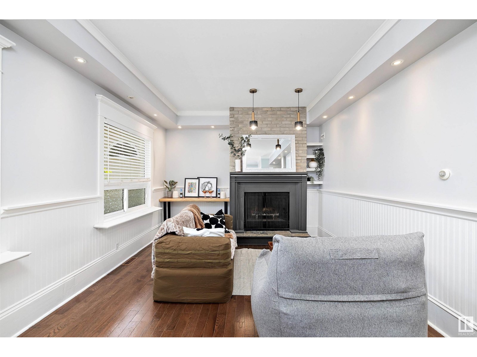 Photo 6 of 8702 92 A Av Nw, Edmonton AB