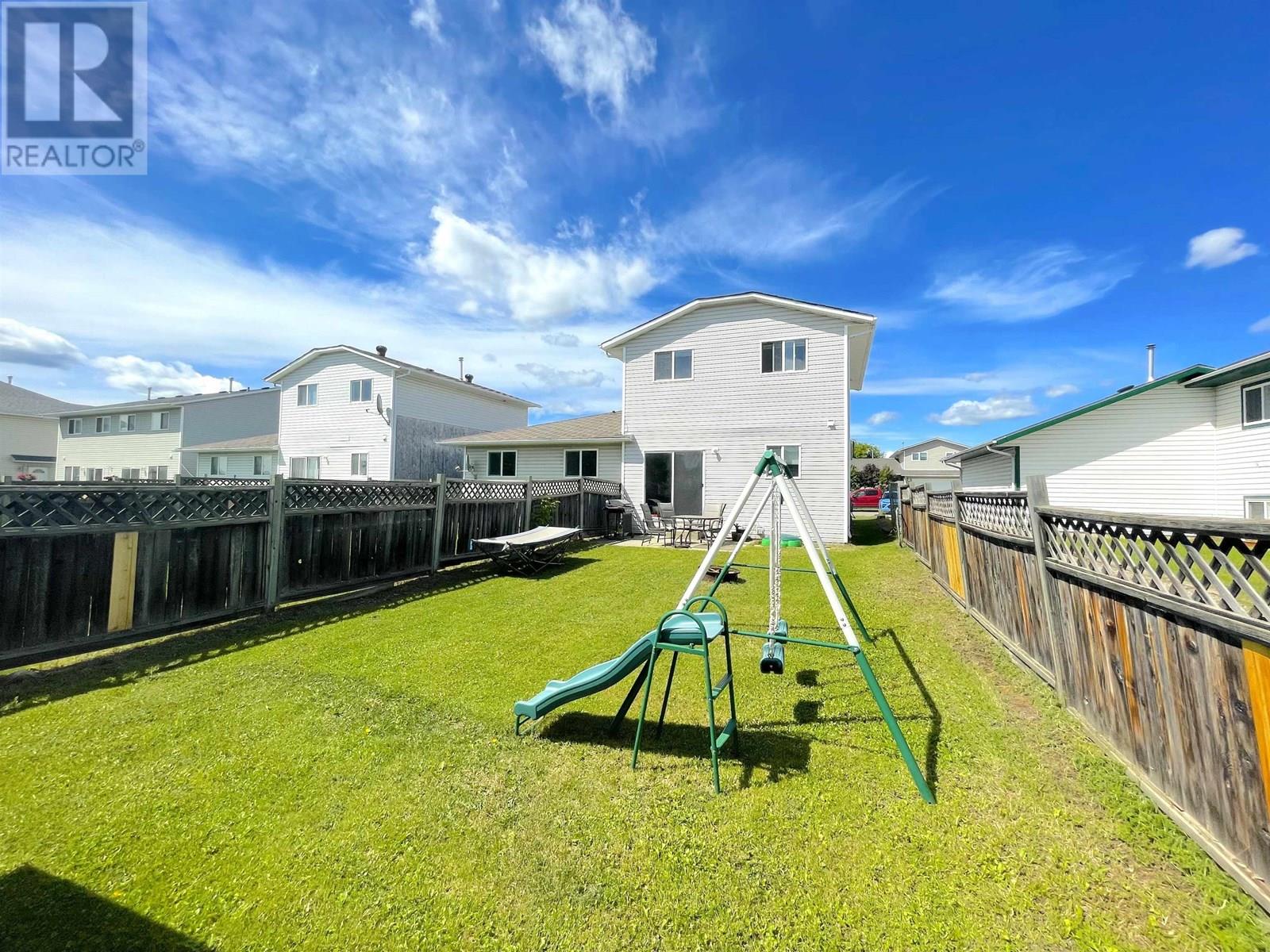 Photo 33 of 8915 81 A Street, Fort St John BC