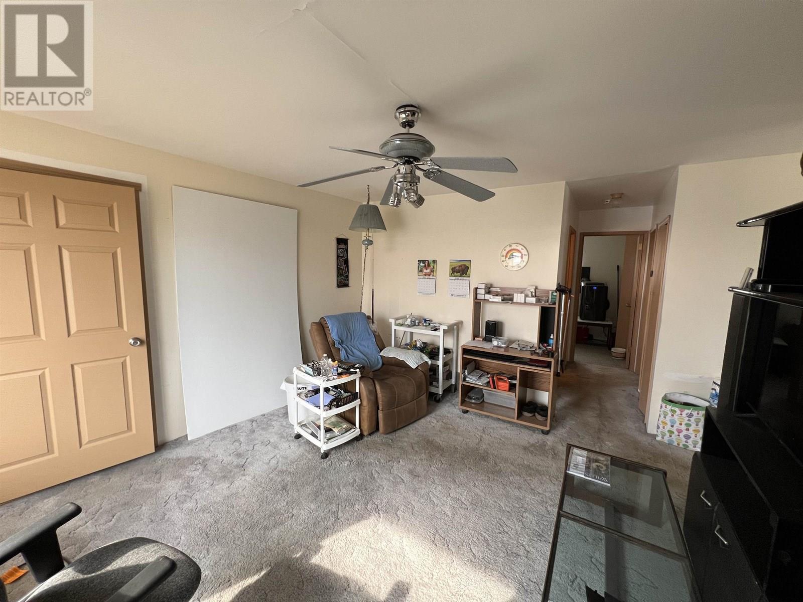 5527 48 STREET - 7