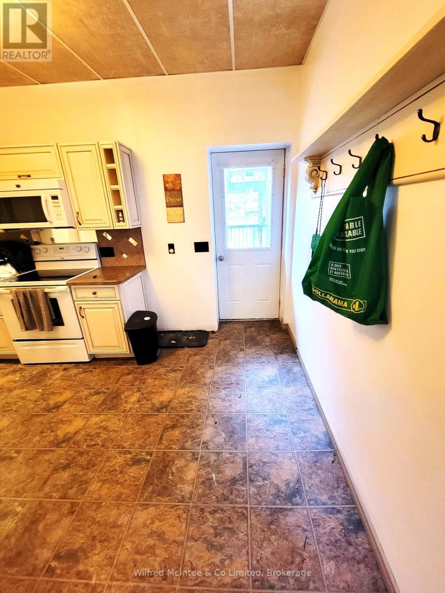 Photo 3 of 215 Garafraxa Street N, West Grey ON