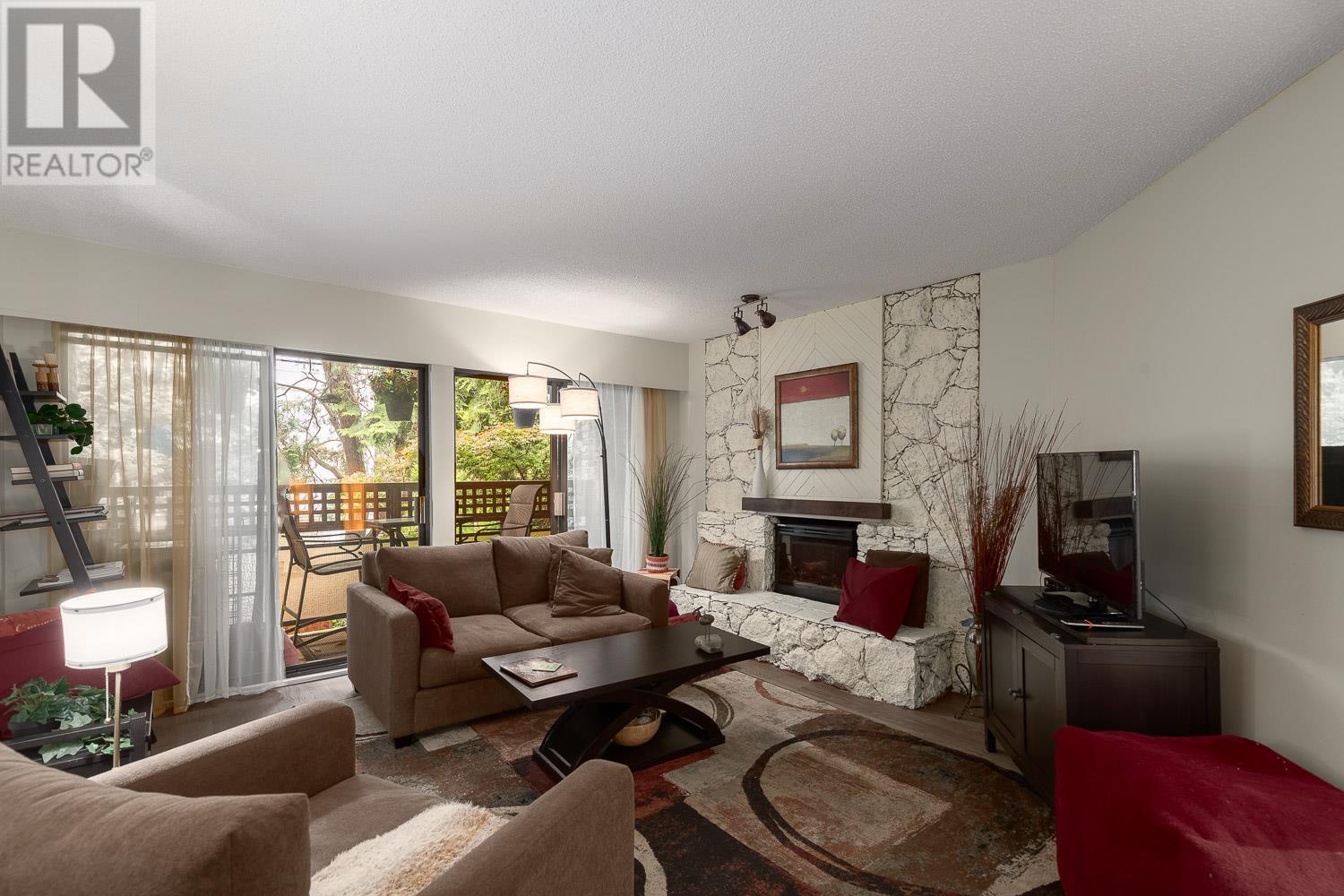 Photo 2 of 218 2320 W 40th Avenue, Vancouver BC