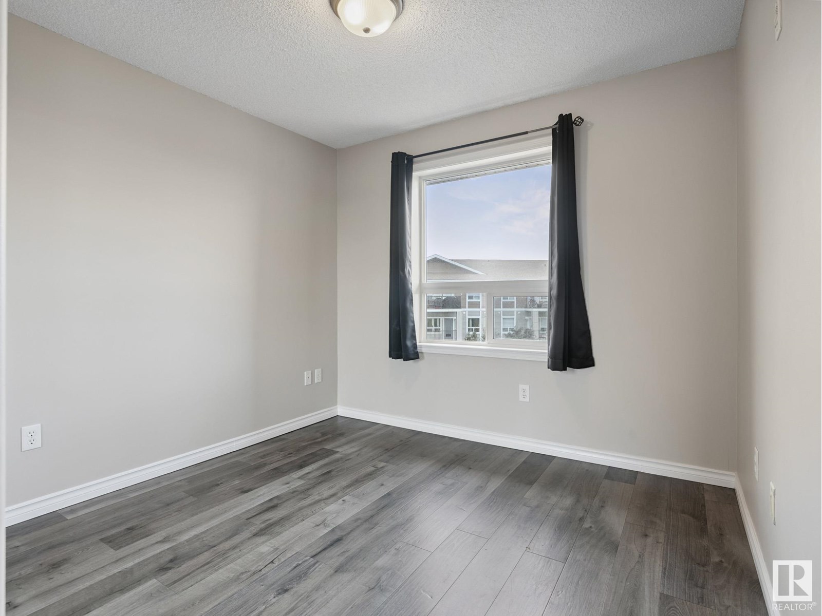 Photo 15 of 1408 9363 Simpson Dr Nw, Edmonton AB