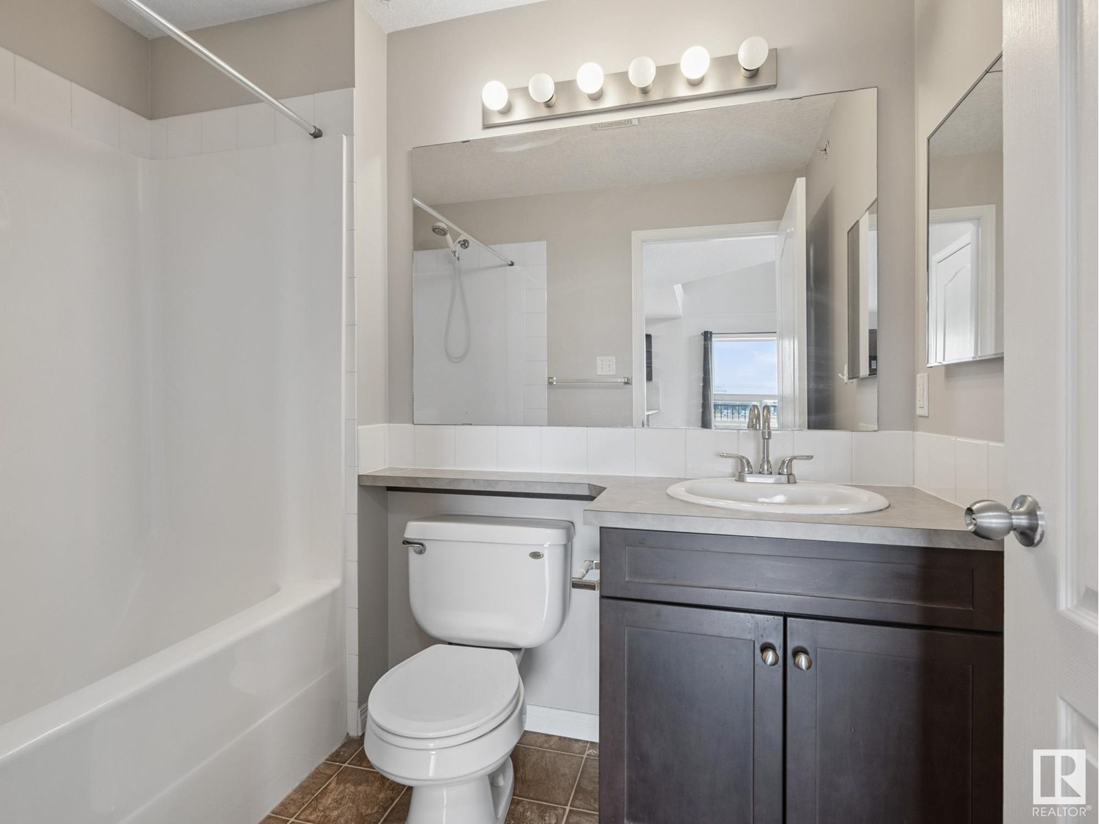 Photo 19 of 1408 9363 Simpson Dr Nw, Edmonton AB