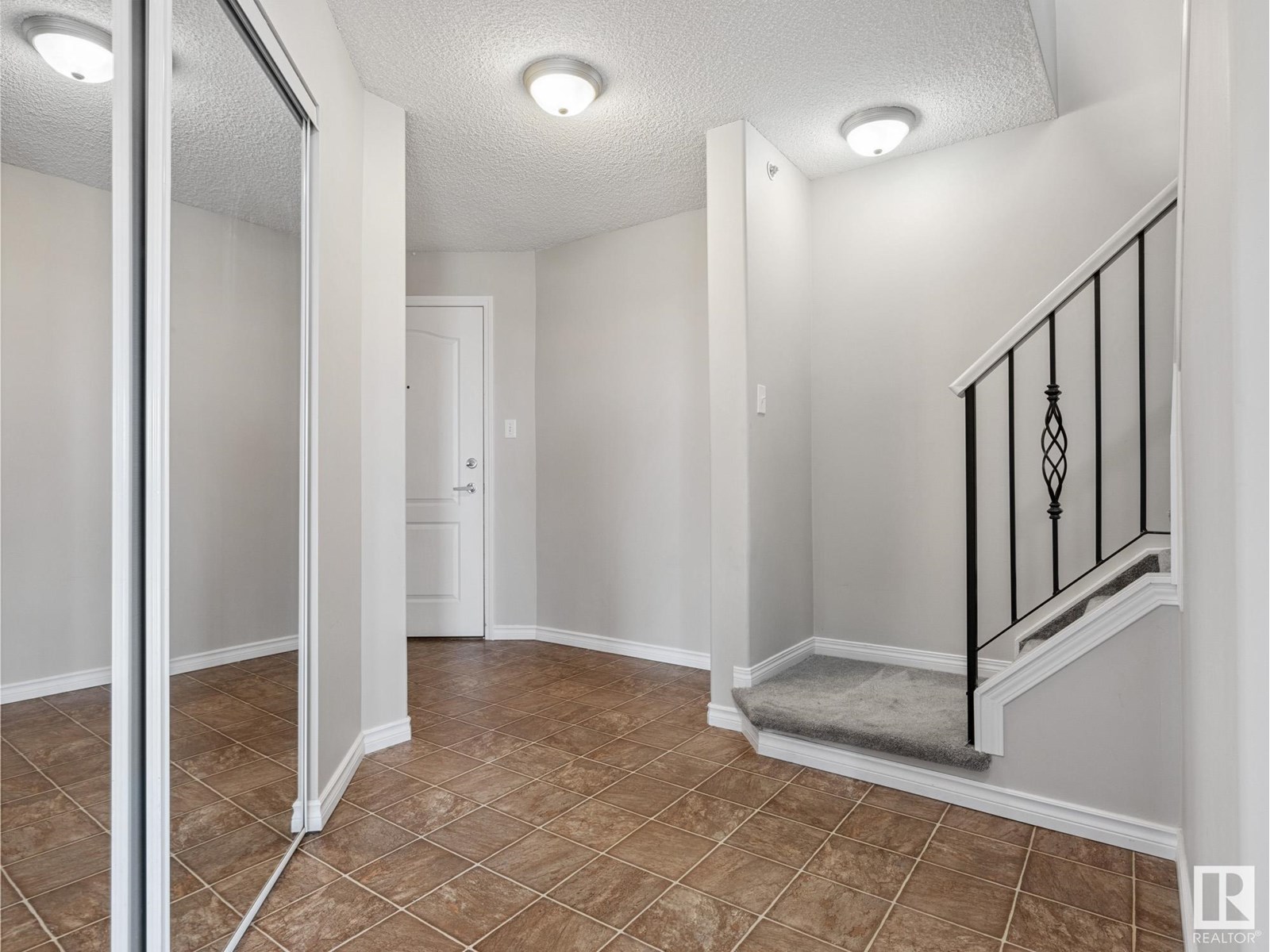 Photo 6 of 1408 9363 Simpson Dr Nw, Edmonton AB