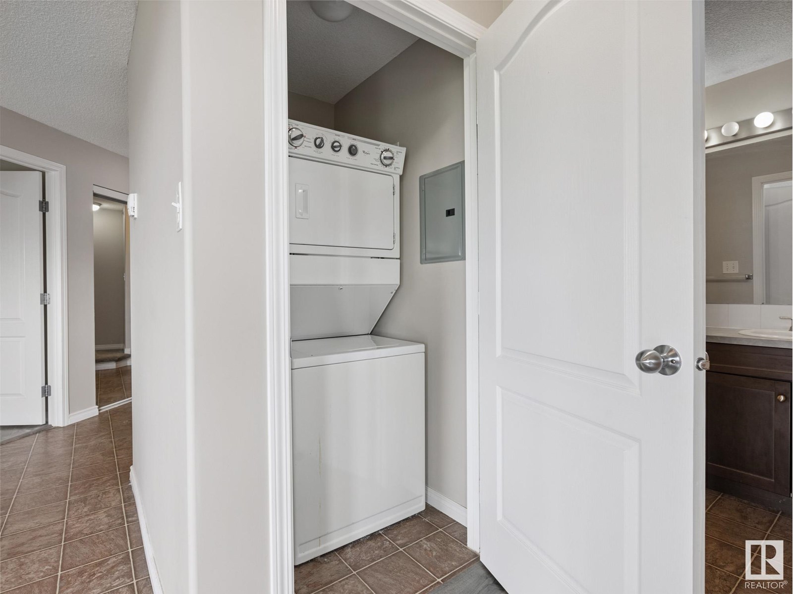 Photo 20 of 1408 9363 Simpson Dr Nw, Edmonton AB