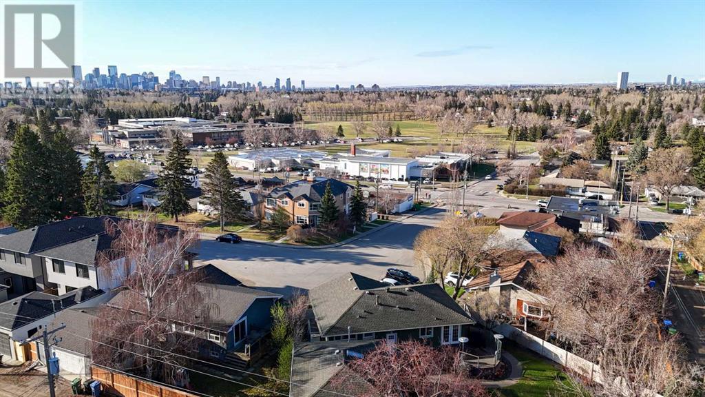 Photo 33 of 43 Canyon Drive Nw, Calgary AB