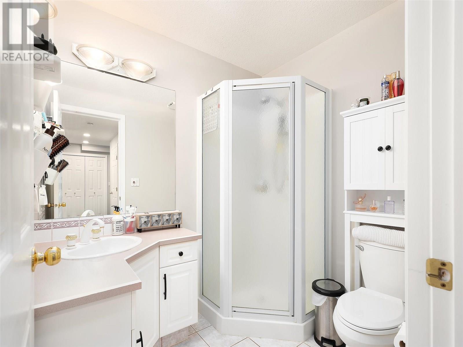 4 7701 Okanagan Landing Road, Vernon