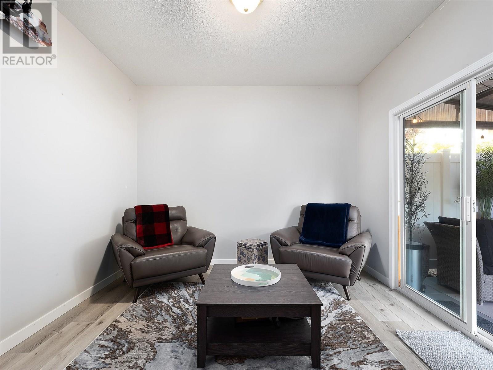 4 7701 Okanagan Landing Road, Vernon