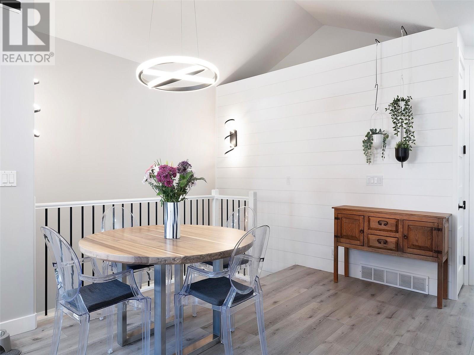 4 7701 Okanagan Landing Road, Vernon